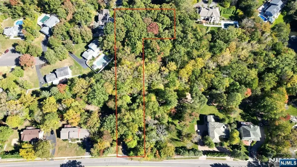 860 Rivervale Road River Vale NJ 07675