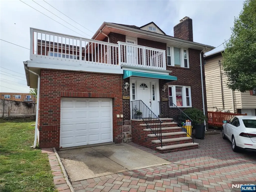 50 Columbia Avenue Palisades Park NJ 07650