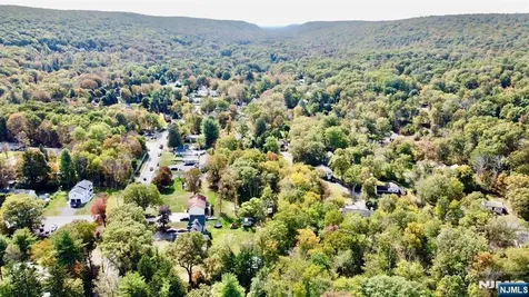 5327 Berkshire Valley Jefferson Township NJ 07438