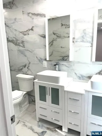 761B 4th Street Secaucus NJ 07094