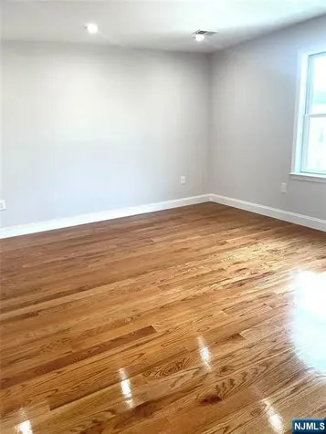 761B 4th Street Secaucus NJ 07094