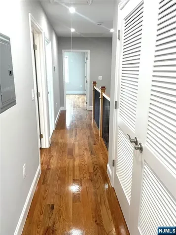 761B 4th Street Secaucus NJ 07094