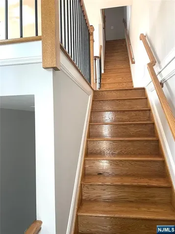 761B 4th Street Secaucus NJ 07094