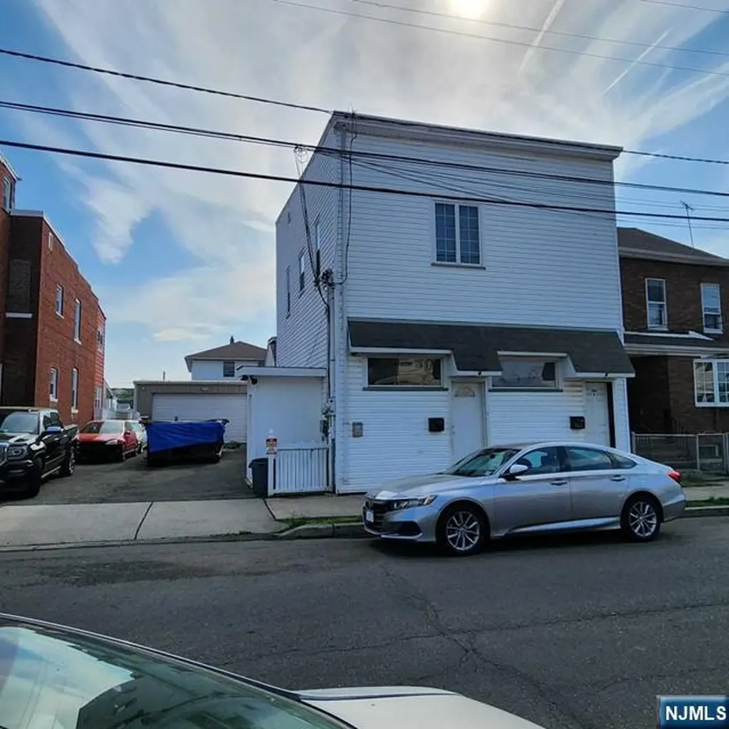 333 W Clinton Street Haledon NJ 07508