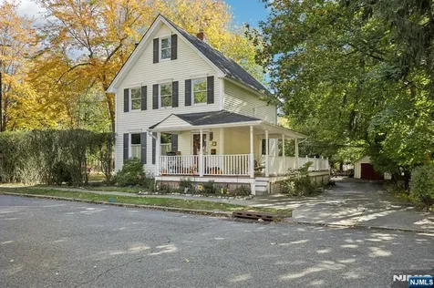 98 Chestnut Street Ramsey NJ 07446