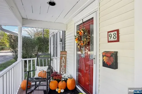 98 Chestnut Street Ramsey NJ 07446