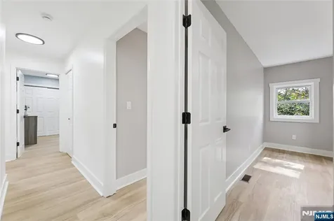6 Tamarack Trail Hardyston NJ 07460
