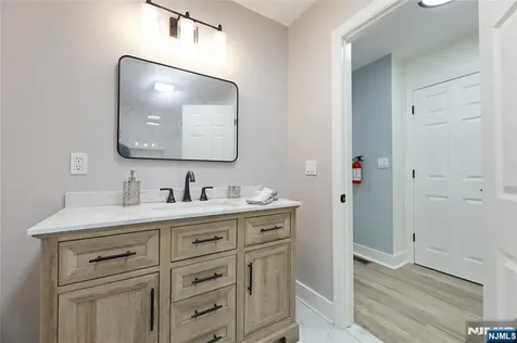 6 Tamarack Trail Hardyston NJ 07460