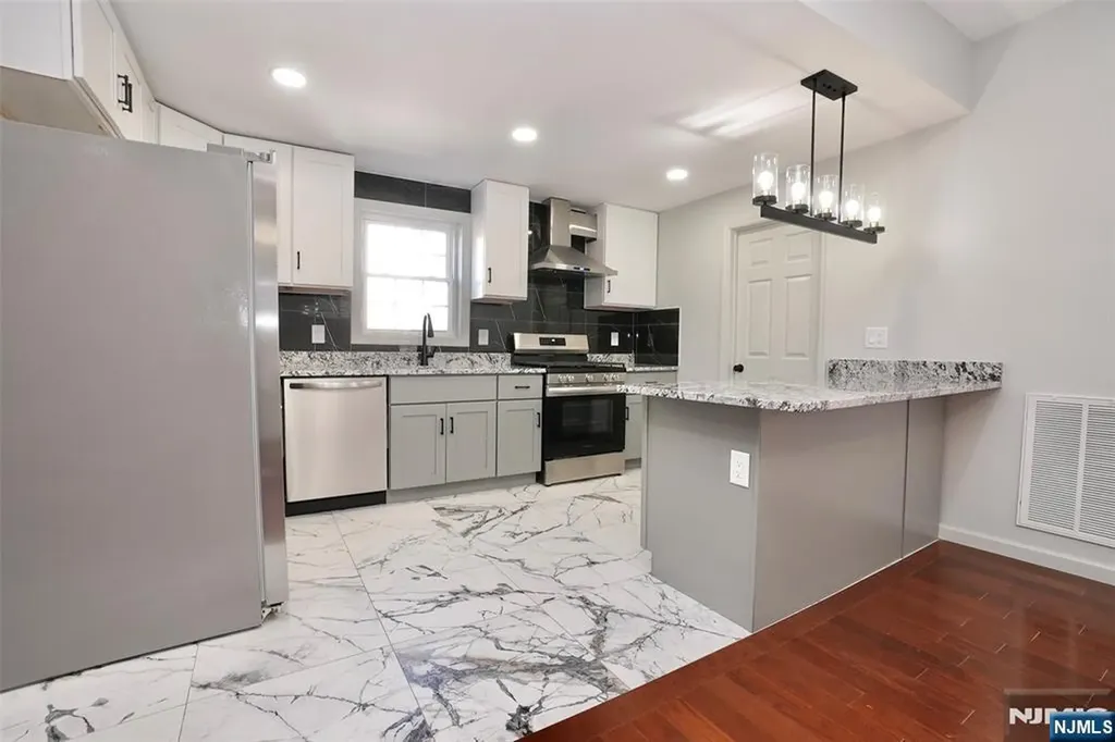 68 Bell Street Belleville NJ 07109