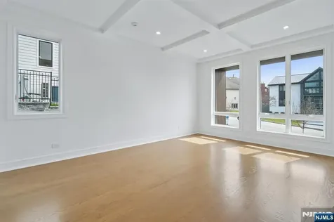 312 Bolz Street Englewood Cliffs NJ 07632