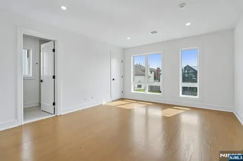 312 Bolz Street Englewood Cliffs NJ 07632