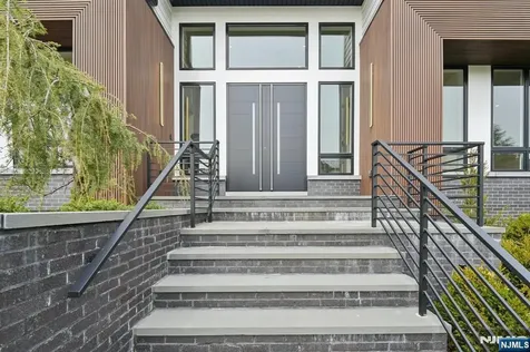 312 Bolz Street Englewood Cliffs NJ 07632