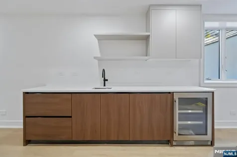 312 Bolz Street Englewood Cliffs NJ 07632