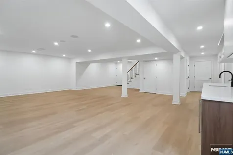 312 Bolz Street Englewood Cliffs NJ 07632