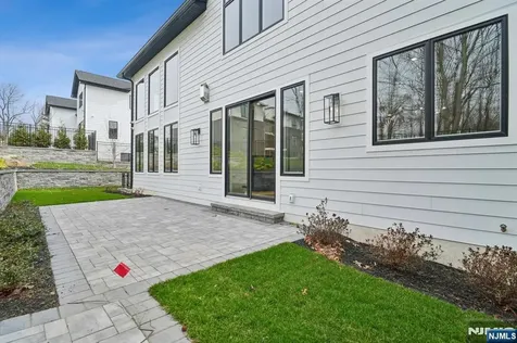 312 Bolz Street Englewood Cliffs NJ 07632