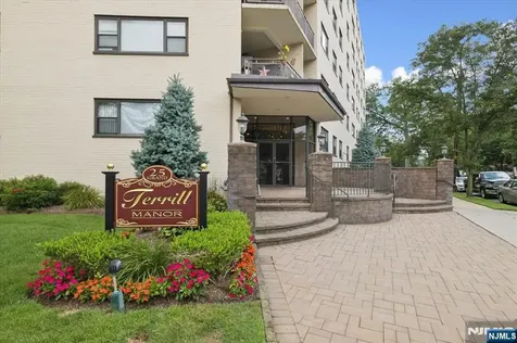 25 Grand Avenue Hackensack NJ 07601