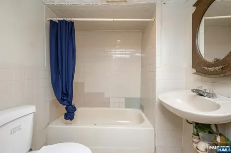 24 23rd Street East Orange NJ 07017