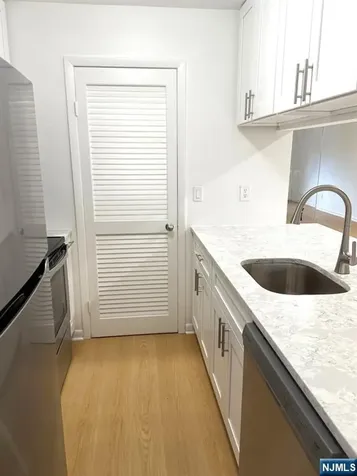 220A Washington Avenue Fort Lee NJ 07024