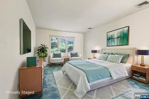 5 Wedgewood Drive Woodland Park NJ 07424