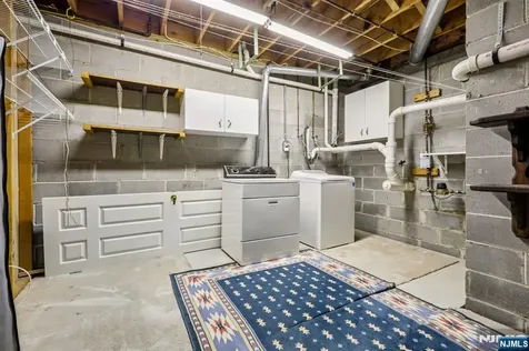 5 Wedgewood Drive Woodland Park NJ 07424