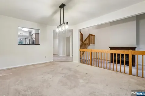 5 Wedgewood Drive Woodland Park NJ 07424