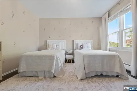 20 Dwight Street Wayne NJ 07470