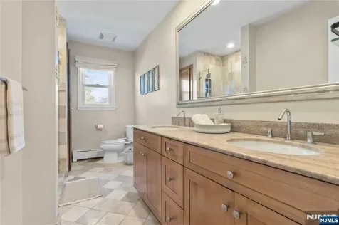 20 Dwight Street Wayne NJ 07470