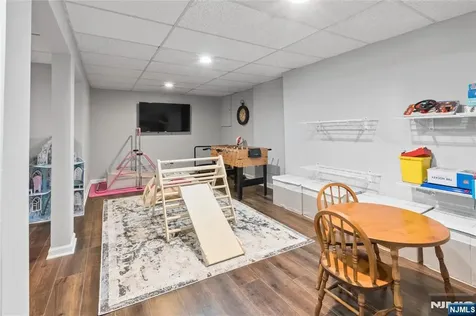 20 Dwight Street Wayne NJ 07470