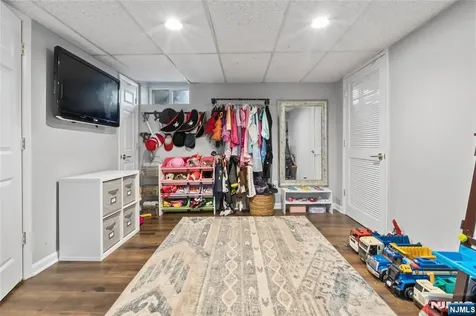 20 Dwight Street Wayne NJ 07470