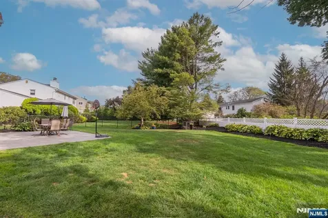 20 Dwight Street Wayne NJ 07470