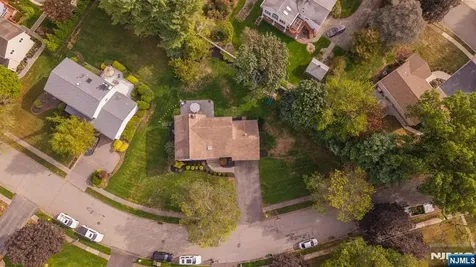20 Dwight Street Wayne NJ 07470