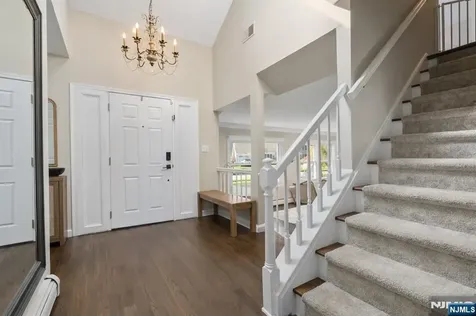 20 Dwight Street Wayne NJ 07470