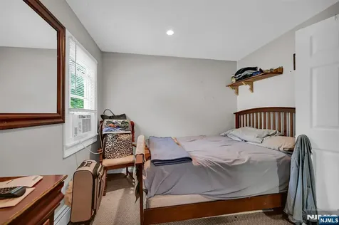 3 Riverside Road West Milford NJ 07421