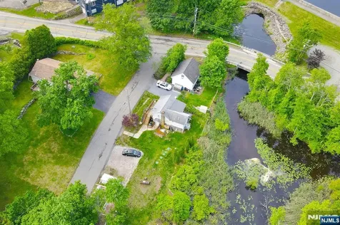 3 Riverside Road West Milford NJ 07421