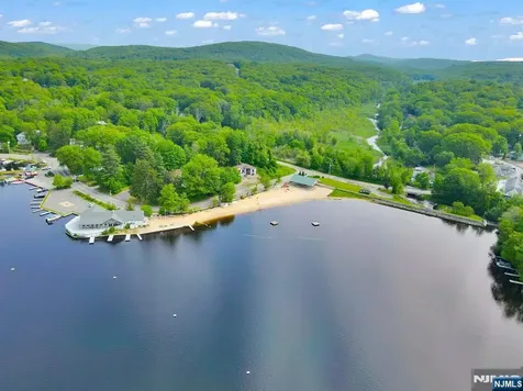 3 Riverside Road West Milford NJ 07421