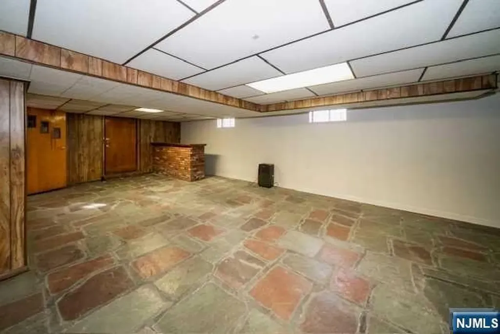 35 Old Dock Road Alpine NJ 07620