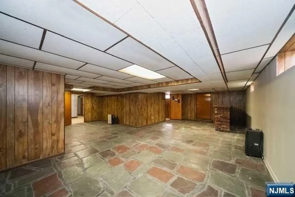 35 Old Dock Road Alpine NJ 07620