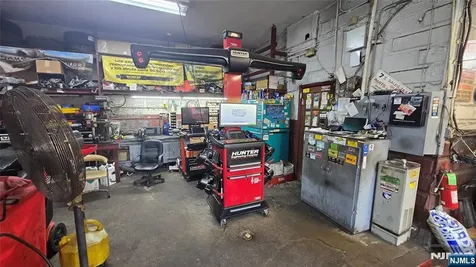 422 Monroe Street Passaic NJ 07055