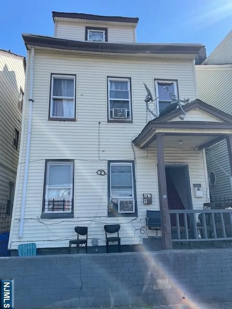 151 Beech Street Paterson NJ 07501