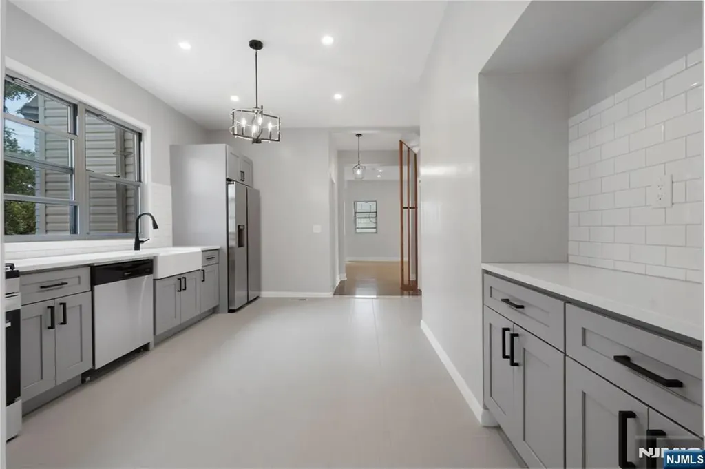 51 48th Street Bayonne NJ 07002