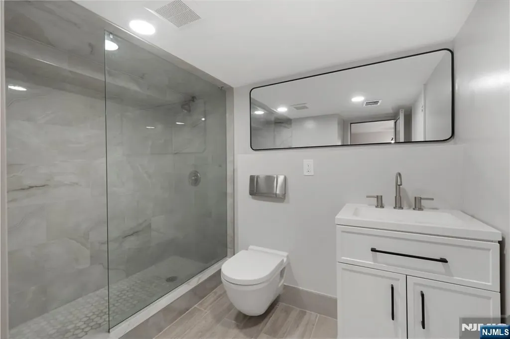 51 48th Street Bayonne NJ 07002