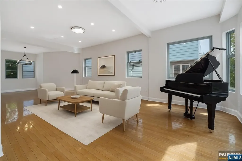 51 48th Street Bayonne NJ 07002