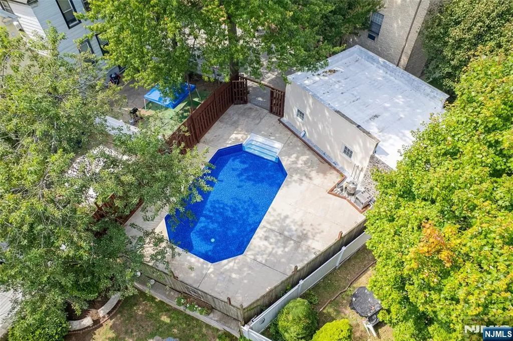 51 48th Street Bayonne NJ 07002