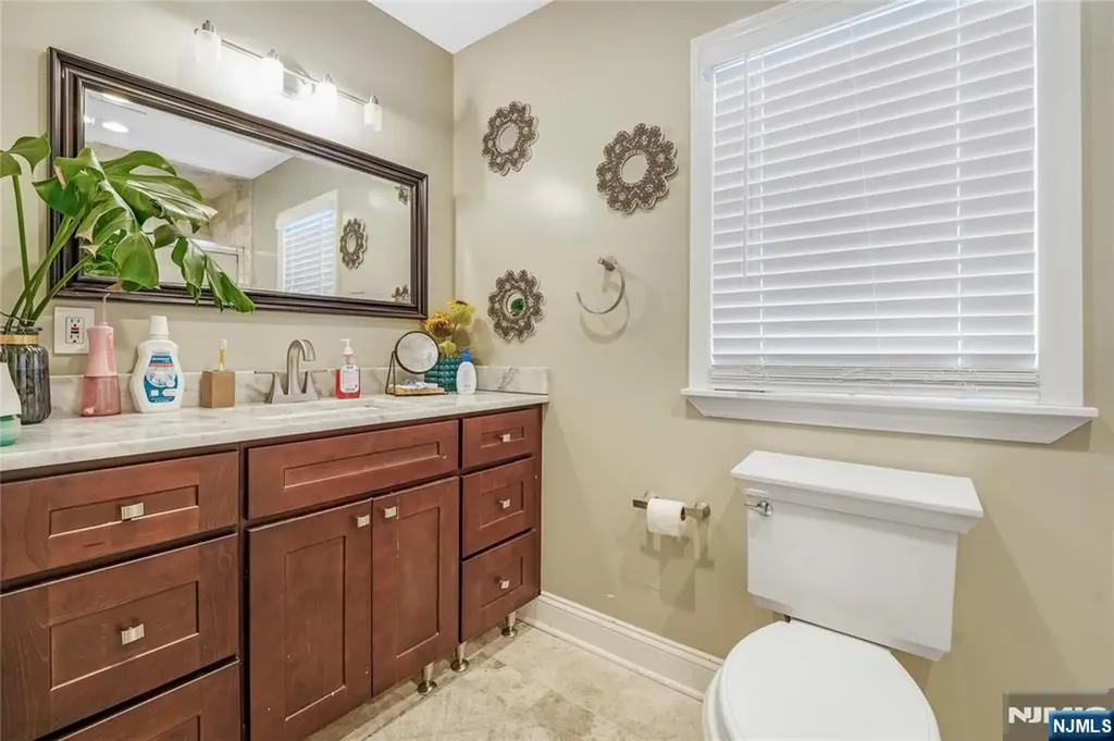 2 Dawson Street Belleville NJ 07109