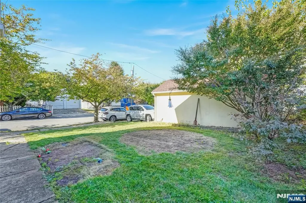 2 Dawson Street Belleville NJ 07109