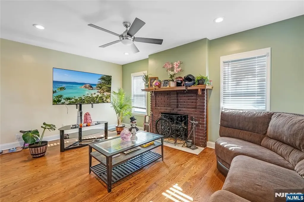 2 Dawson Street Belleville NJ 07109