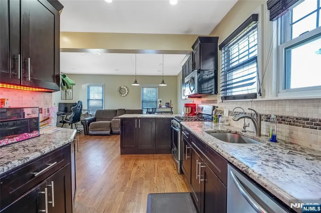 2 Dawson Street Belleville NJ 07109