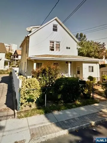 15 W Hamilton Avenue Englewood NJ 07631