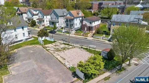 15 W Hamilton Avenue Englewood NJ 07631