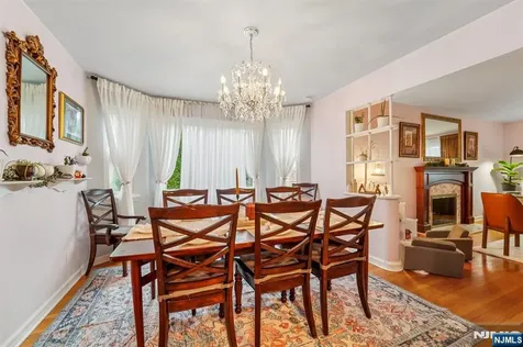 145 Willow Street Elmwood Park NJ 07407